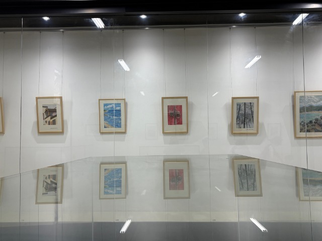 “在東旦——東陳鄉寫生作品展”部分作品 學校供圖.jpg